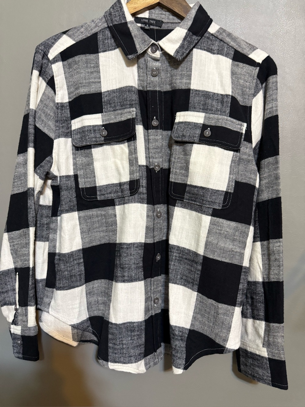 Love Tree Black & White Buffalo Plaid Button-Down Shirt Sz S